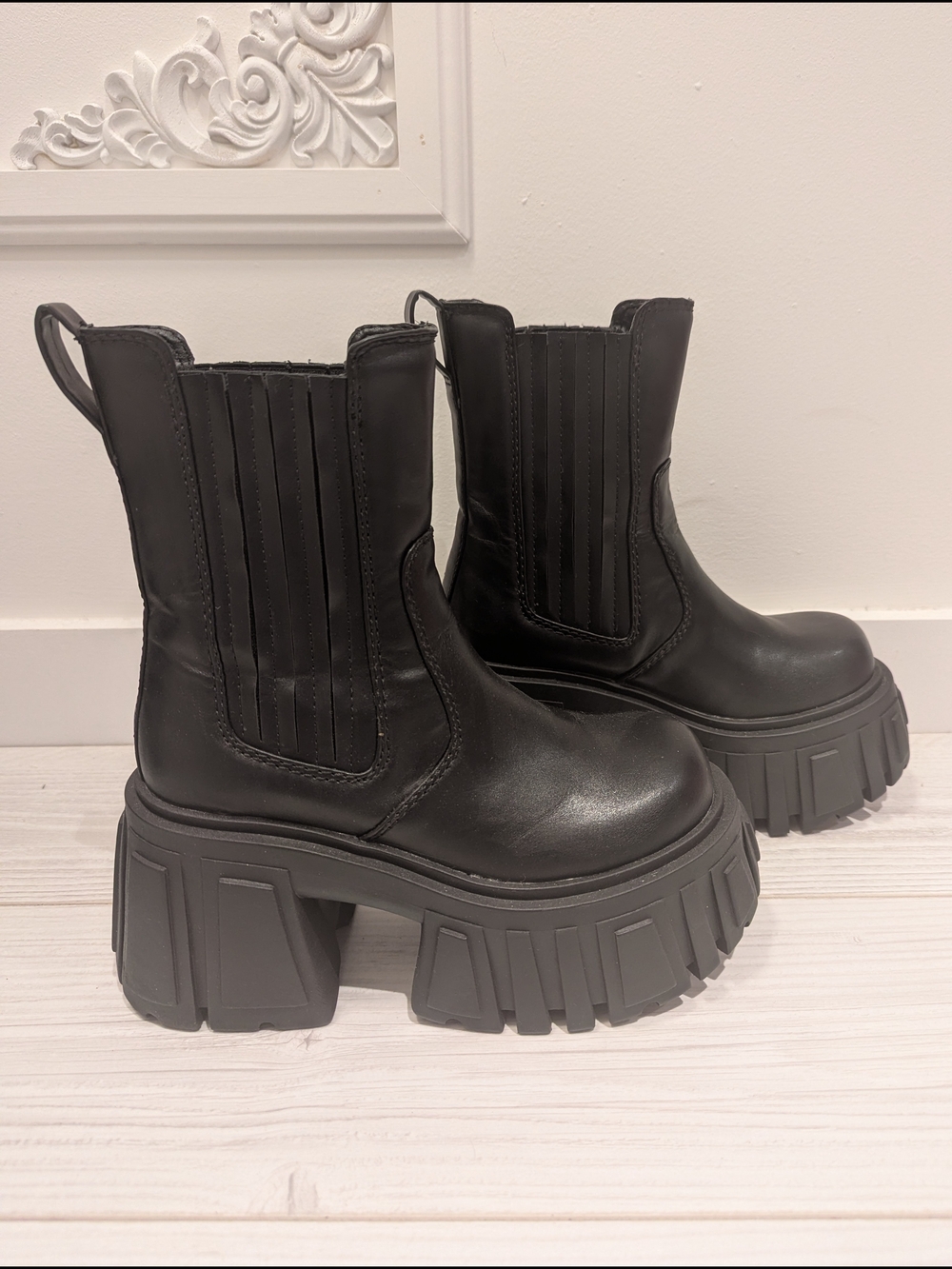 Dolls Kill Black Chunky Platform Chelsea Ankle Boots - Picture 3 of 7